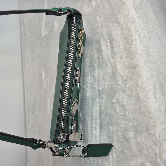 Coach "RARE" Charm Green Shoulder Bag CREED: 8236-CJ1797 - Picture 10 of 17